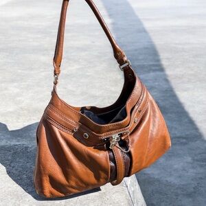 Vintage Marc Jacobs Camille Lock It Up Brown Two-Tone Leather Hobo Shoulder Bag